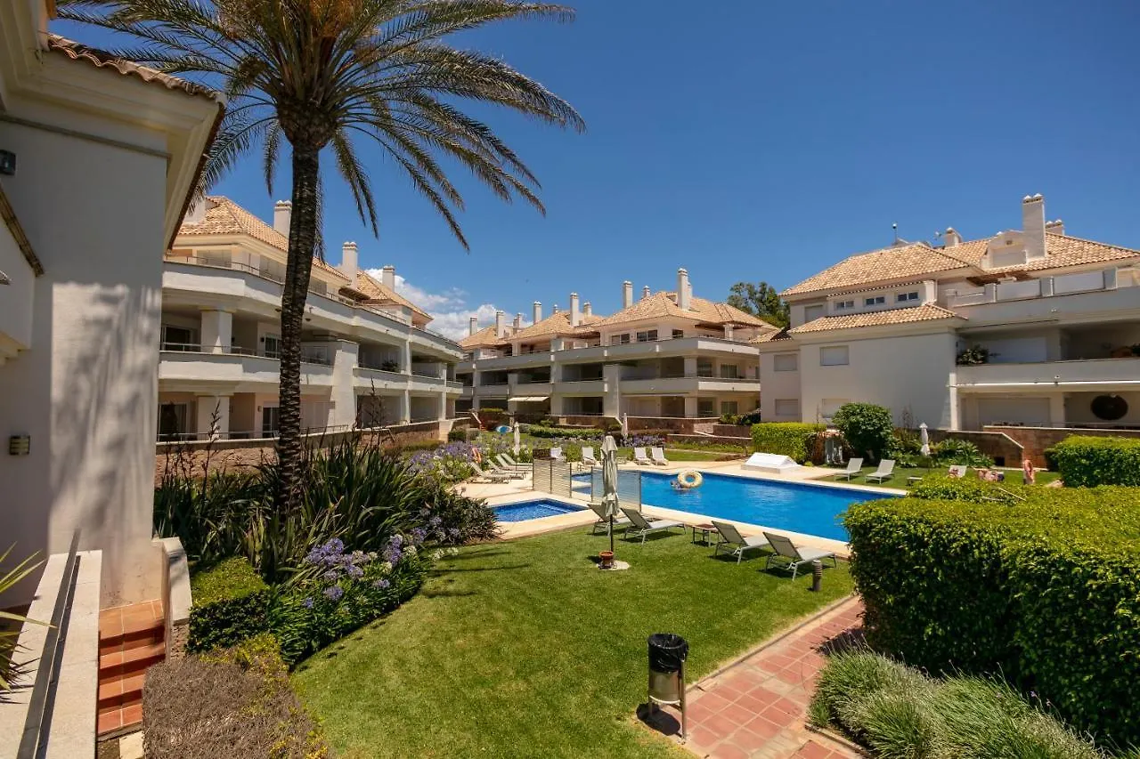 Appt 311 Heaven Beach-Paseo-All Year Heated Pool-Free Bikes Estepona Apartment