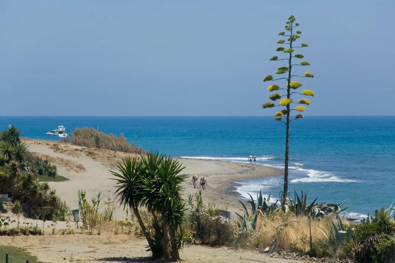 Apartment Appt 311 Heaven Beach-Paseo-All Year Heated Pool-Free Bikes Estepona